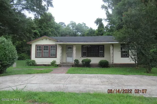 531 Seminary ST, Kenansville, NC 28349