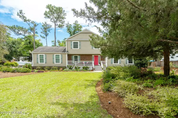 241 Oakleaf DR, Pine Knoll Shores, NC 28512