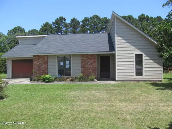 203 Sanders LN, Havelock, NC 28532