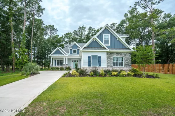 622 Lake Shore DR SW, Sunset Beach, NC 28468