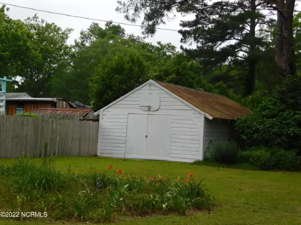 Laurinburg, NC 28352,518 West Boulevard