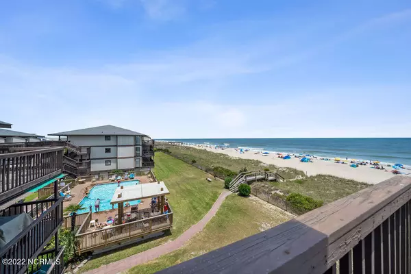 Carolina Beach, NC 28428,1311 S Lake Park Boulevard S #39b