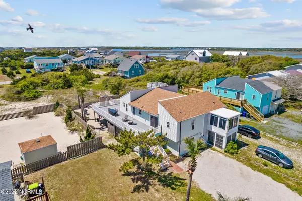 205 Oyster Lane, North Topsail Beach, NC 28460