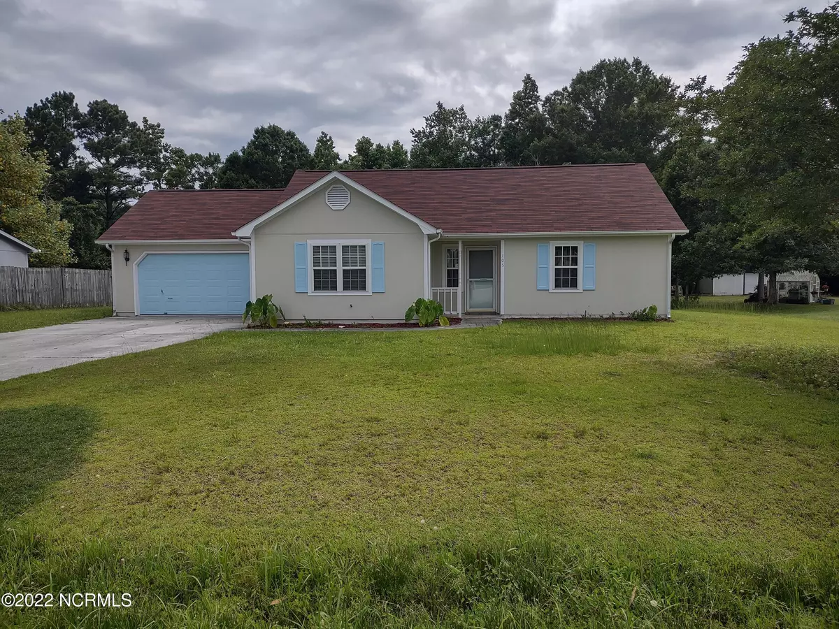 Hubert, NC 28539,105 Glenwood Drive