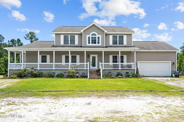 715 Equine Landing DR, Rocky Point, NC 28457