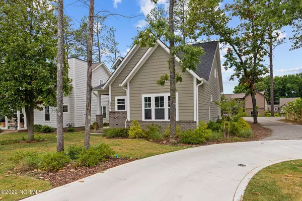 Southern Pines, NC 28387,346 Blantons ST