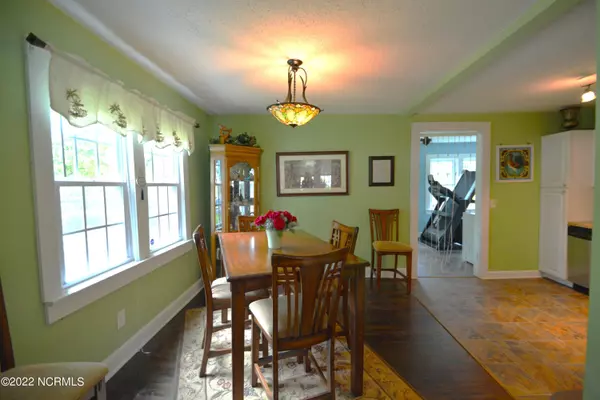 Roseboro, NC 28382,312 E Roseboro ST