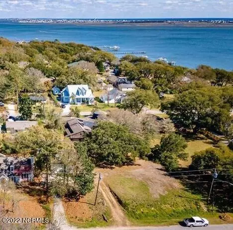 209 Pamlico AVE, Morehead City, NC 28557