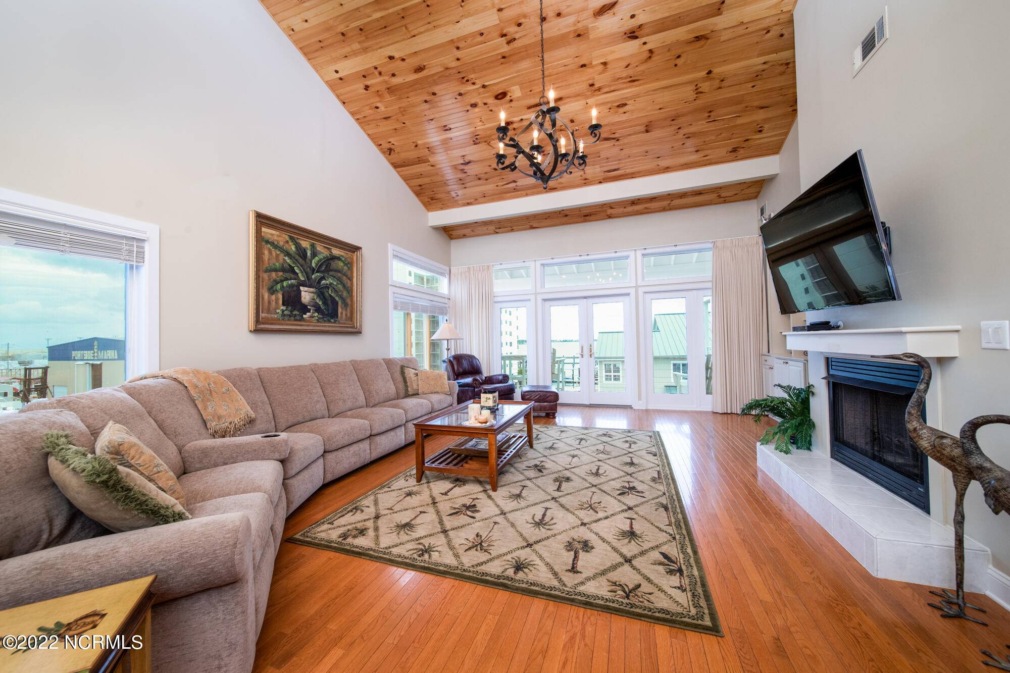Morehead City, NC 28557,104 S 3rd ST #4g