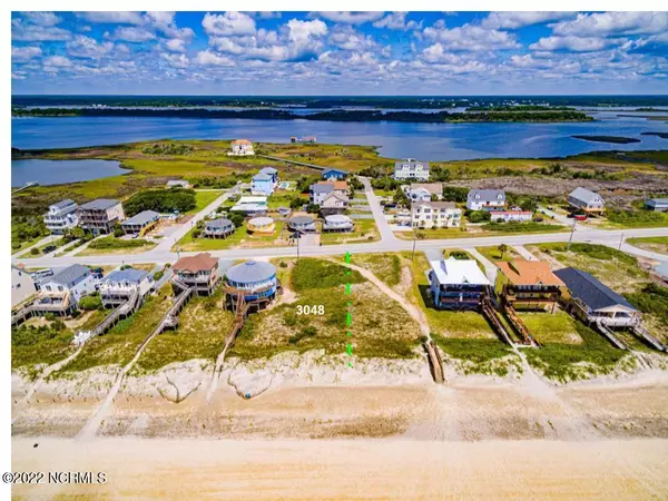 North Topsail Beach, NC 28460,3048 Island DR