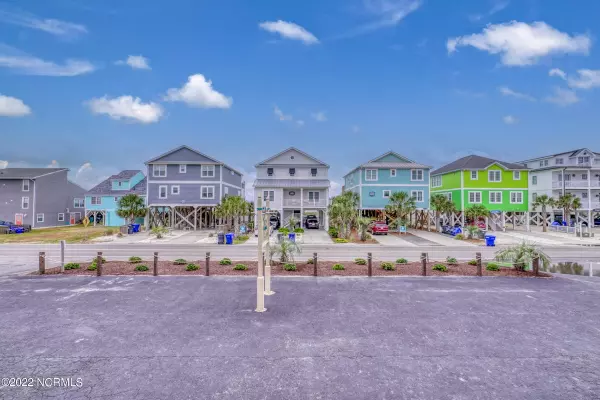 Oak Island, NC 28465,2714 W Beach DR ## 103