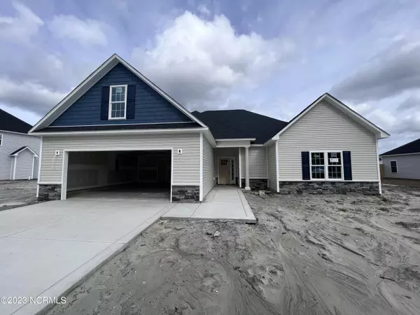 182 W Broughton Lane, Rocky Point, NC 28457