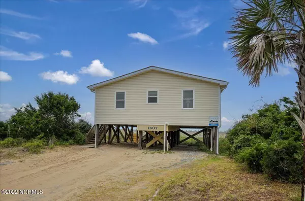 Oak Island, NC 28465,1607 E Beach Drive