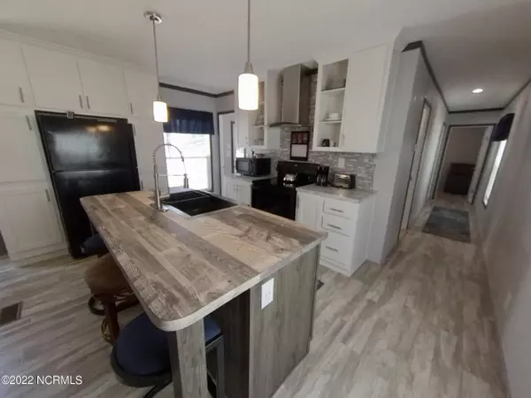 Sunset Beach, NC 28468,811 Dogwood DR