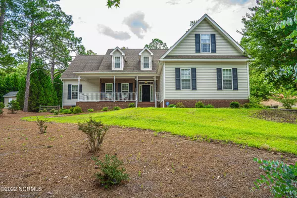 6 Goldenrod Drive, Whispering Pines, NC 28327