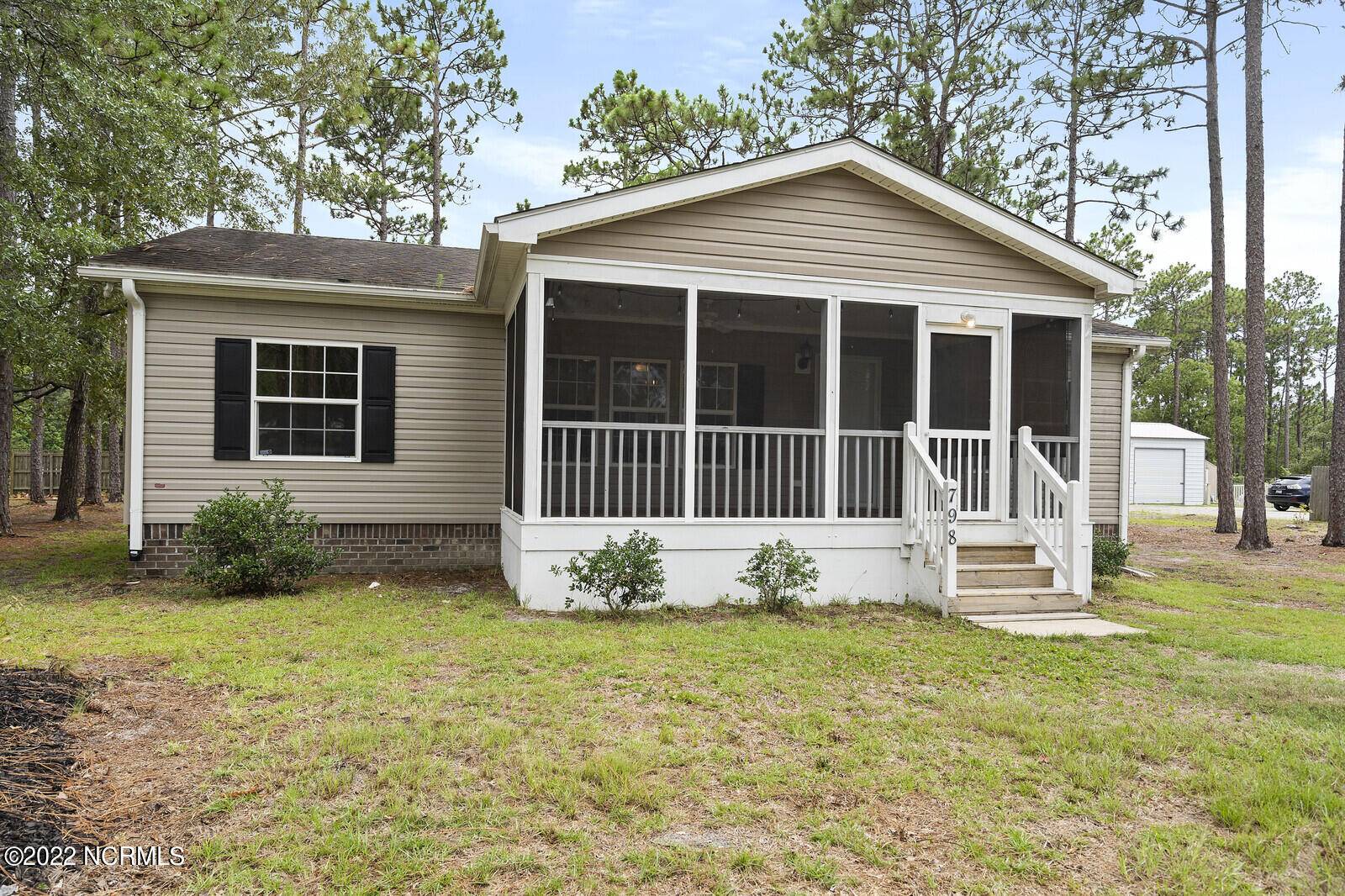 Southport, NC 28461,798 Cherokee RD