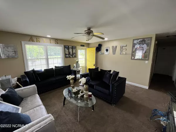 Wilson, NC 27893,4549 Virginia RD