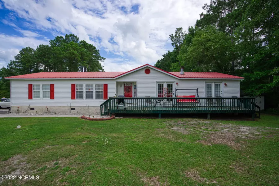 702 Inboard CT, Hampstead, NC 28443