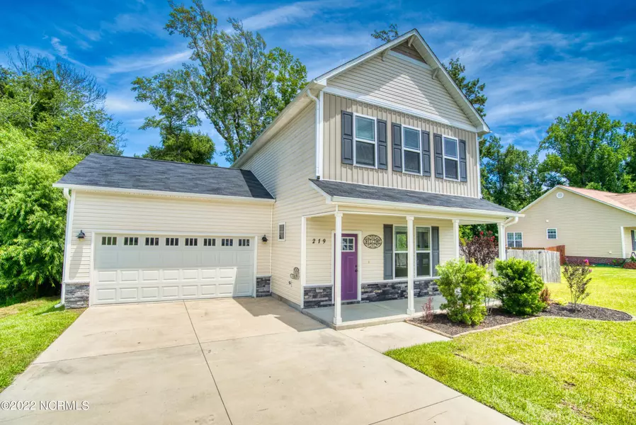 219 Channel Marker LOOP, Swansboro, NC 28584