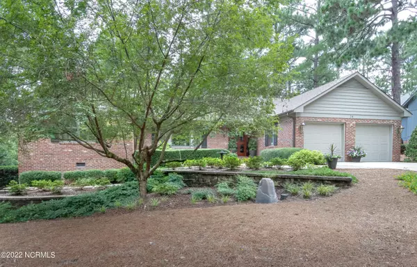 36 Thunderbird CIR, Pinehurst, NC 28374