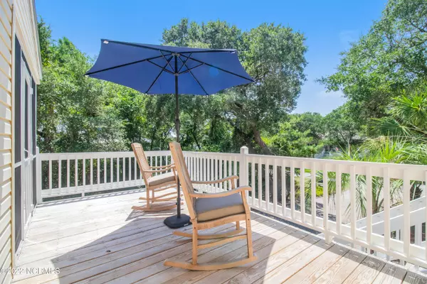 Oak Island, NC 28465,104 SE 67th Street