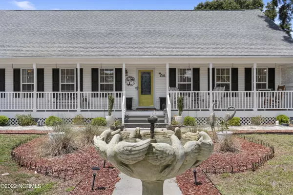 117 NE 22nd Street, Oak Island, NC 28465