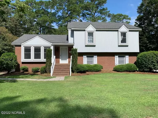 105 Holyoke Drive, Washington, NC 27889