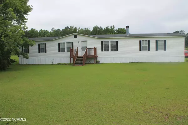 560 Williams Road, Grifton, NC 28530