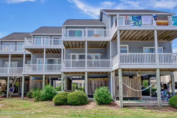 Surf City, NC 28445,402 Sandpiper LN