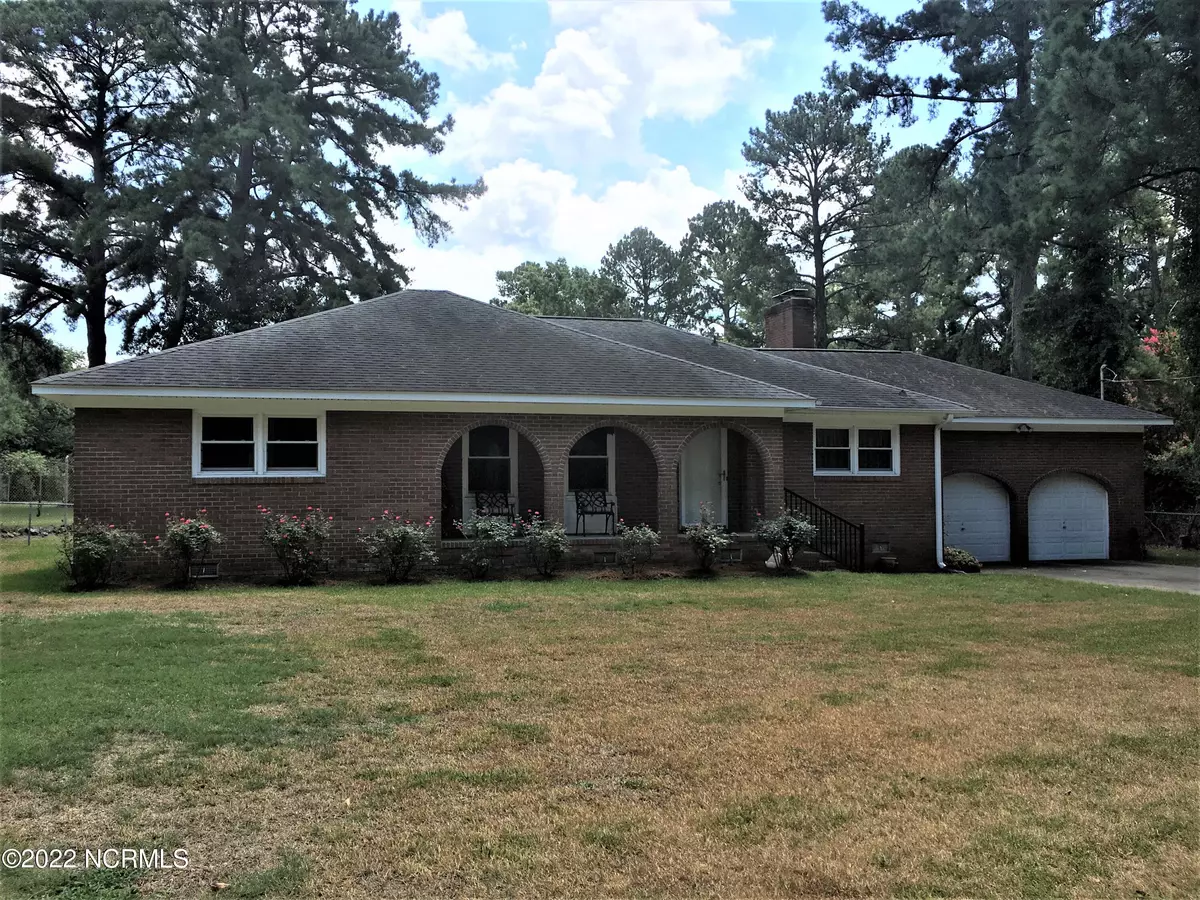 Kinston, NC 28504,1702 Windsor RD