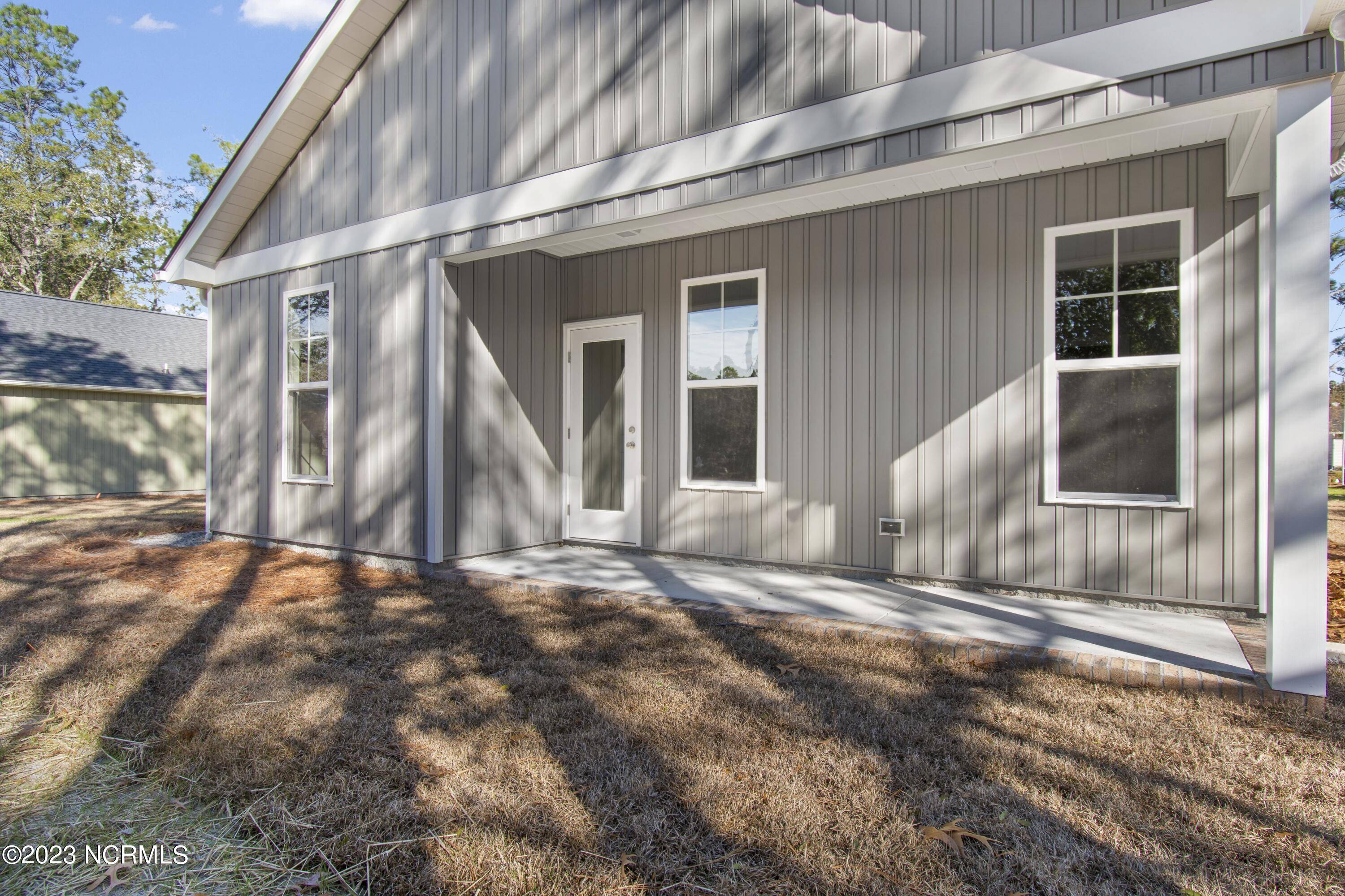 Southport, NC 28461,237 Sycamore RD