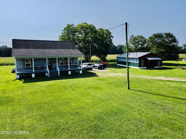 Williamston, NC 27892,3005 Bear Grass RD