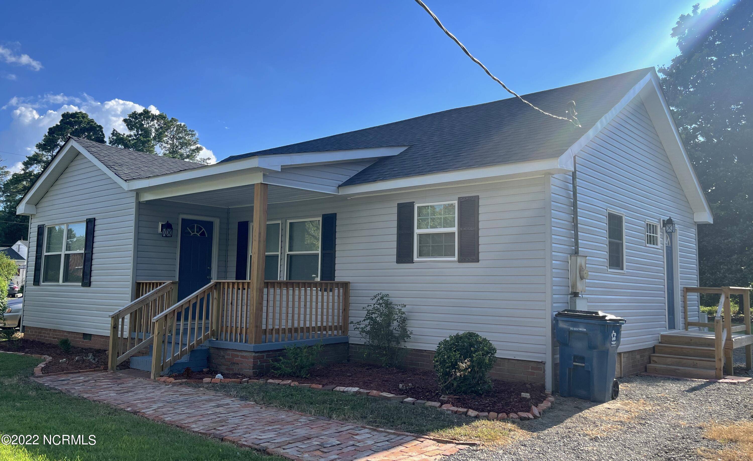 Murfreesboro, NC 27855,106 Moore ST