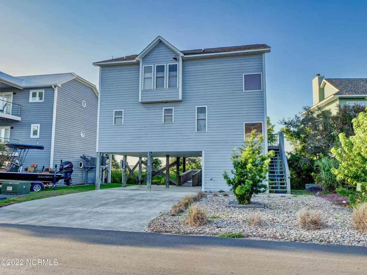 Surf City, NC 28445,114 Seagull Court