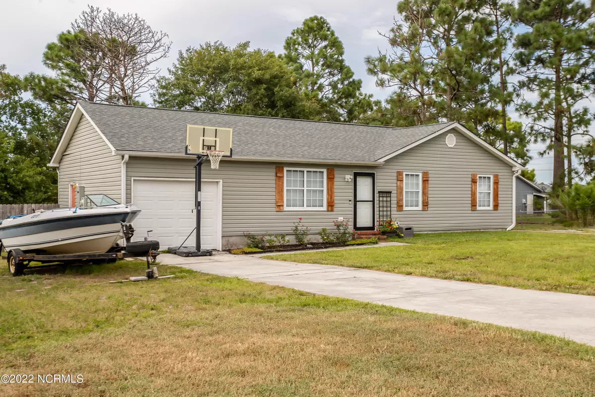 Hubert, NC 28539,602 Calabash Drive