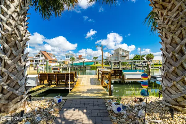 Atlantic Beach, NC 28512,108 Sound DR