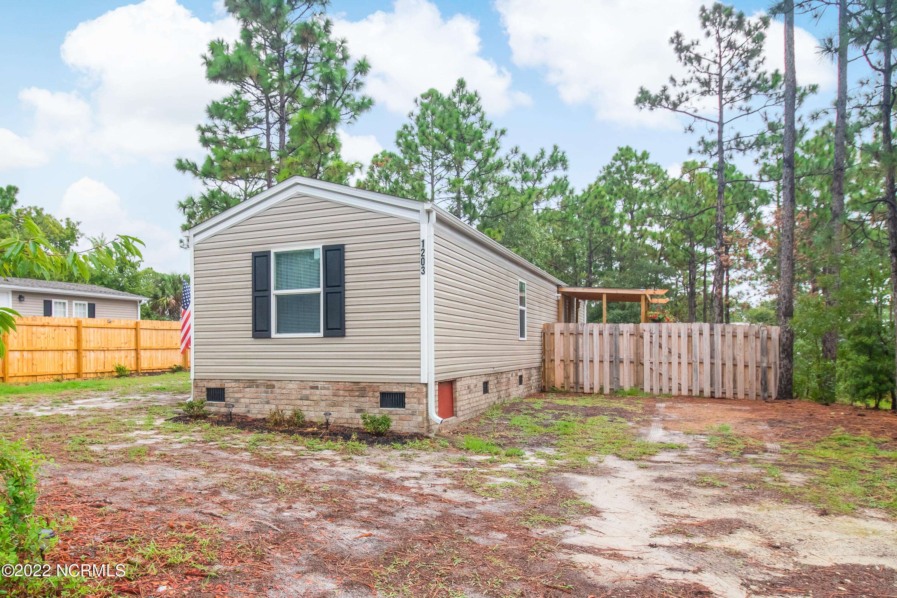 1203 Woodcrest RD, Southport, NC 28461