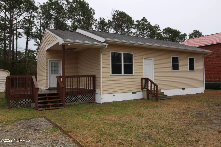 115 Hibbs Rd Ext, Newport, NC 28570