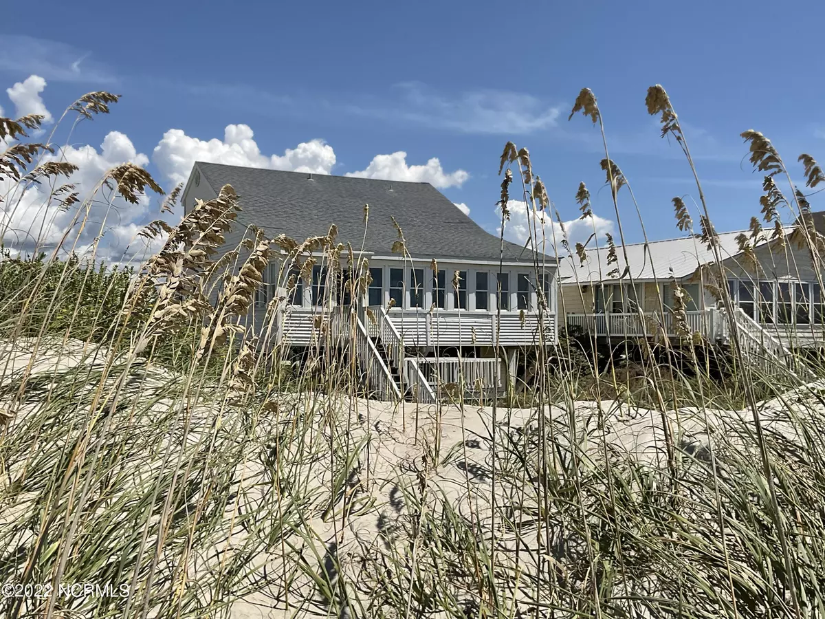 Oak Island, NC 28465,1009 Ocean Drive