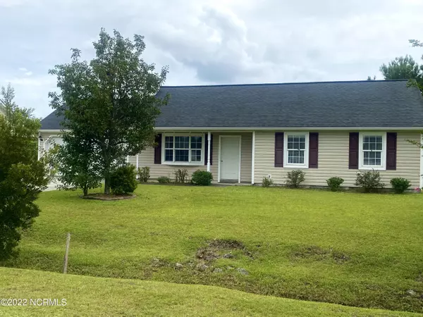 Hubert, NC 28539,709 Covington Court