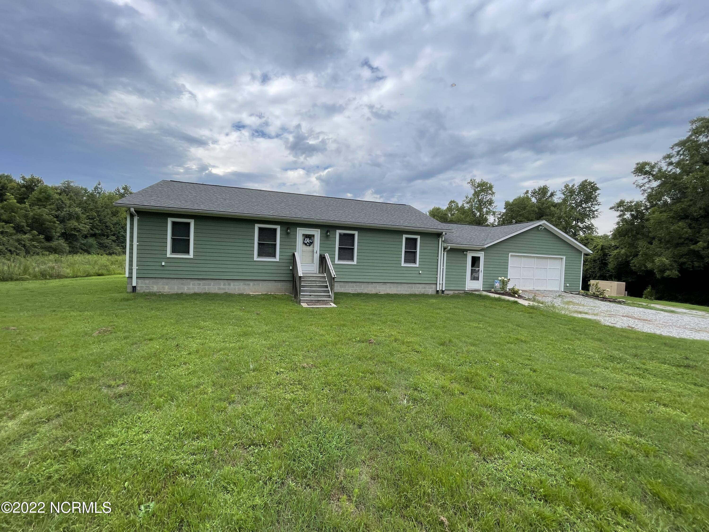 Hobbsville, NC 27946,1303 Carters RD