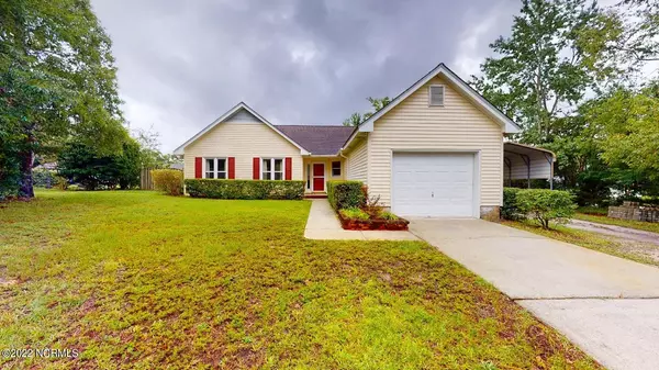 1000 Shadow Moss Court, Wilmington, NC 28412