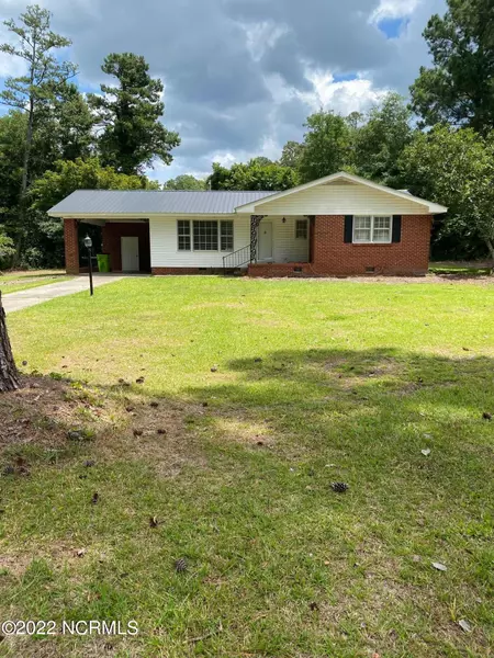 1218 Forest Drive, Whiteville, NC 28472