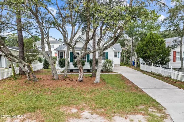Oak Island, NC 28465,135 NE 31st ST