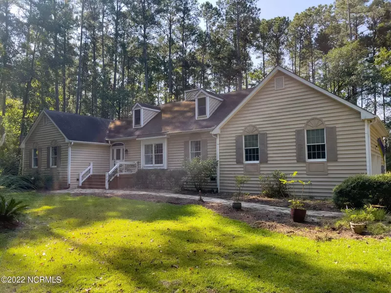 600 Pamlico River DR, Washington, NC 27889