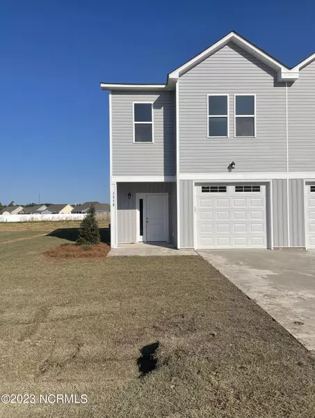 131 Pasture LN #8a, Peletier, NC 28584