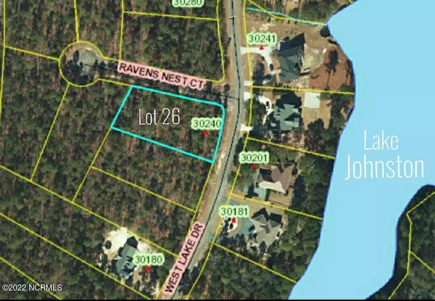 26 W Lake DR, Wagram, NC 28396