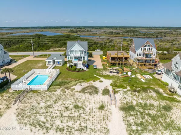 North Topsail Beach, NC 28460,4206 Island DR