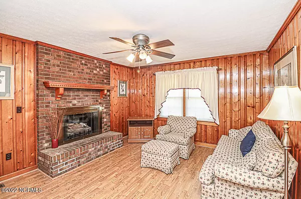 Pinetops, NC 27864,1879 Pinetops-Crisp RD