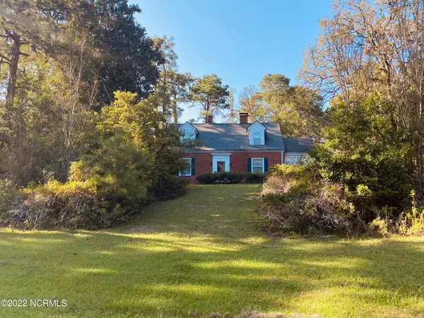 17440 Saint Johns Church Road, Laurel Hill, NC 28351